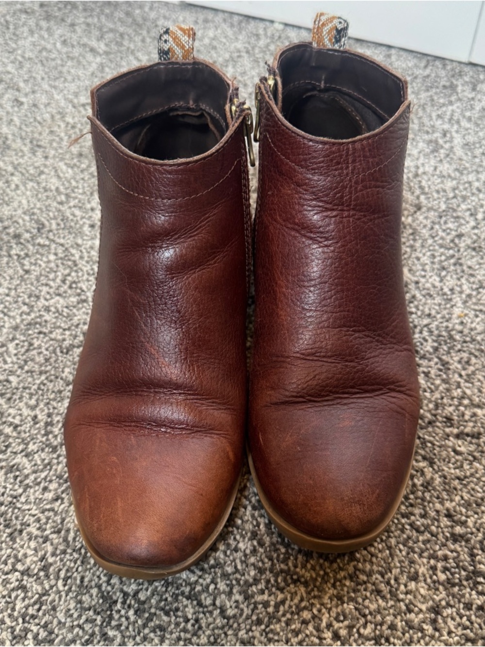 inkkas Brown Leather Ankle Booties with Patterned Heel Panel - Picture 2 of 9